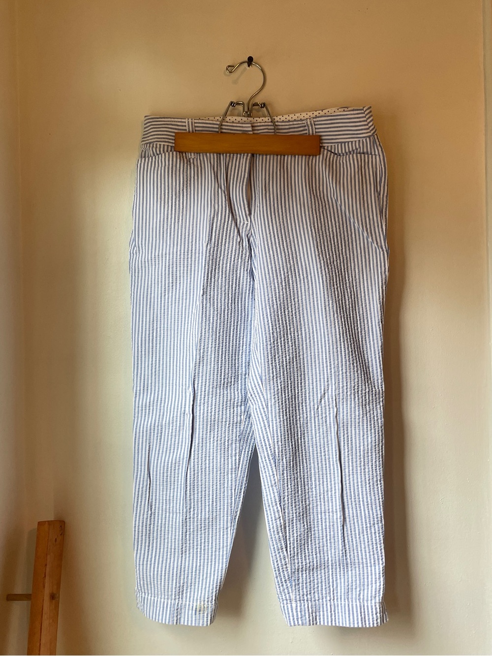 Seersucker stripe capris Talbots 2P